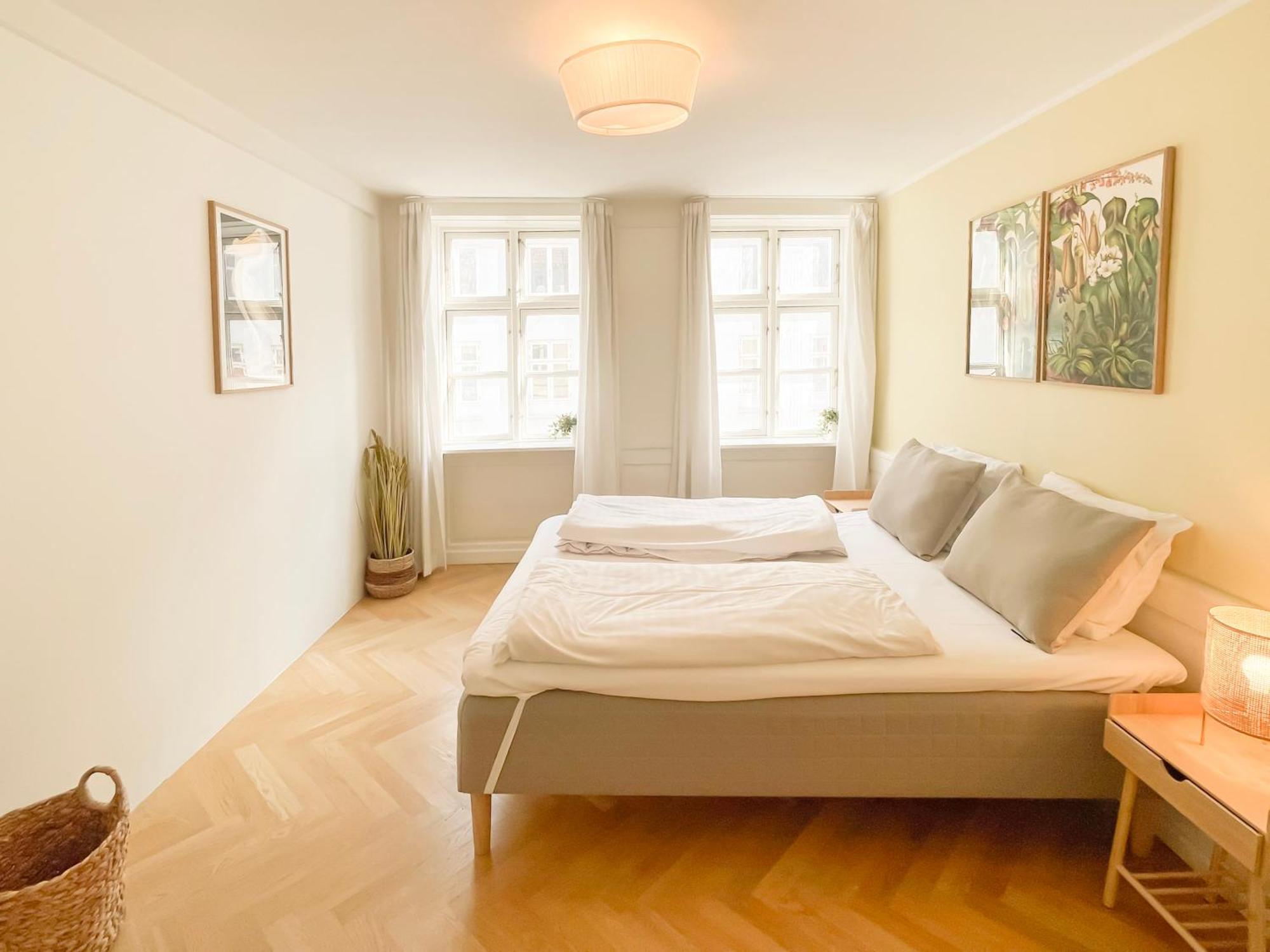 Large Apartment With 4 Bedrooms In Copenhaga Exterior foto